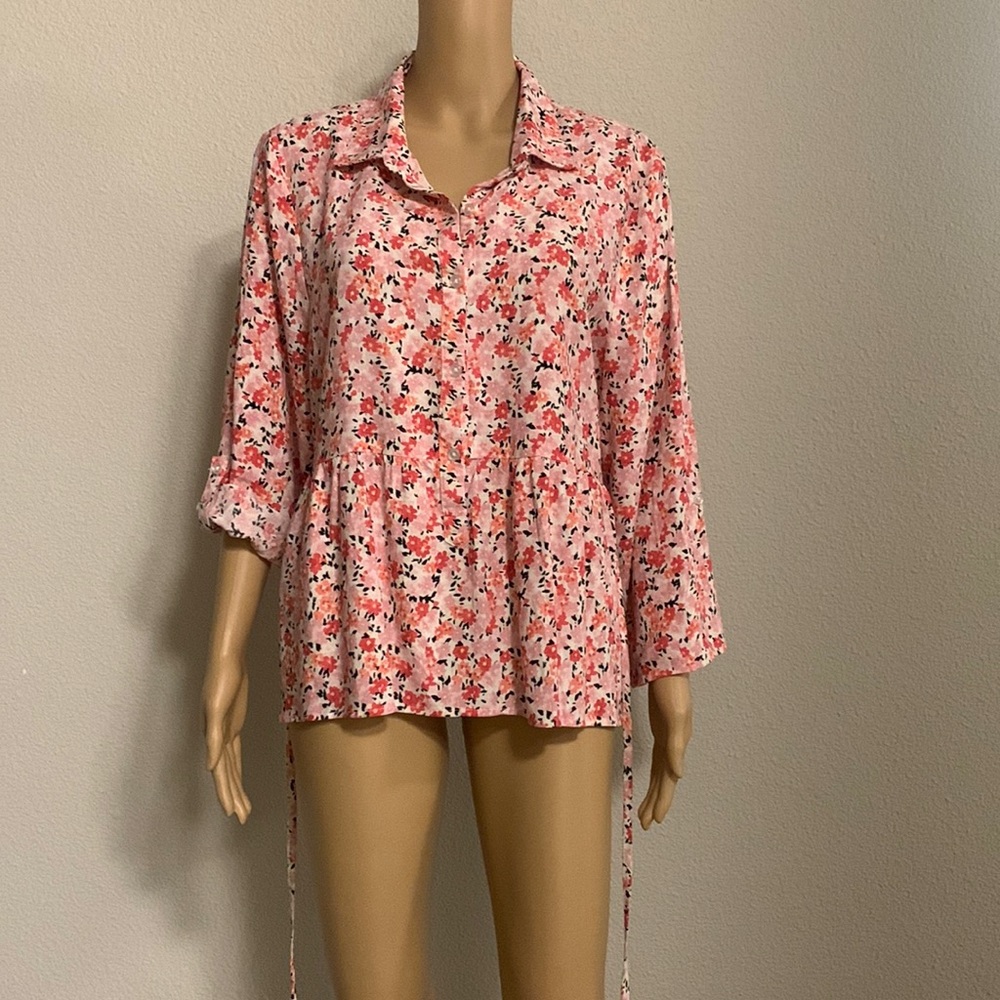 Long Sleeve Floral Top by No Boundaries, Size XL, Pink/White/Black, Excellent!